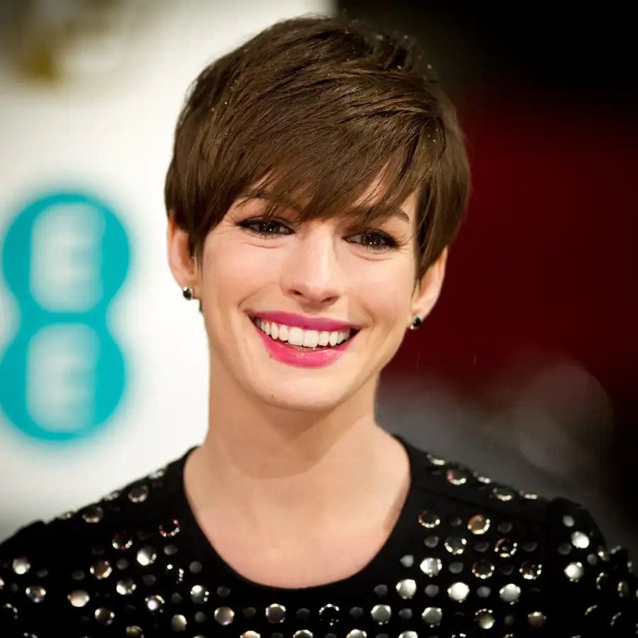 anne hathaway pixie